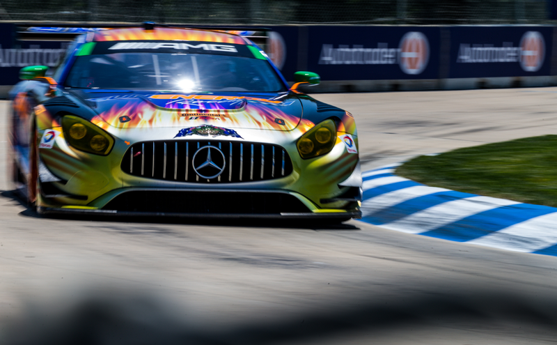 Illustration for article titled Bask In The Glory Of Awesome Sports Cars Racing In Detroit